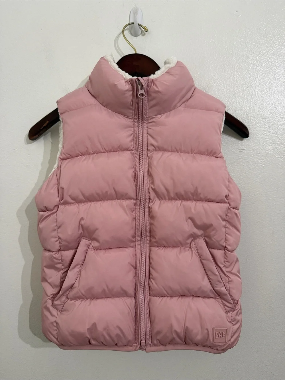 GAP Kids Light Pink Puffer Vest with Sherpa Interior Girls Medium